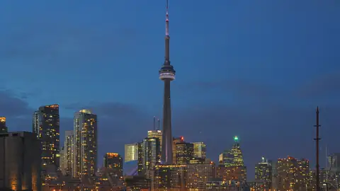 Imagem ilustrativa: Toronto: Cenário noturno da cidade de Toronto